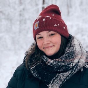 Meet your Posher, Anne